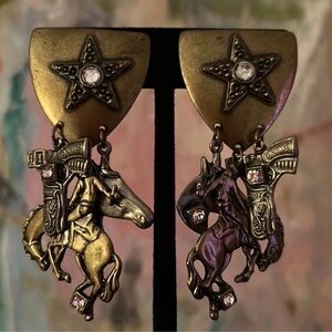 Vintage Country Western Sheriff’s Badge Charm EARRINGS-Boutique